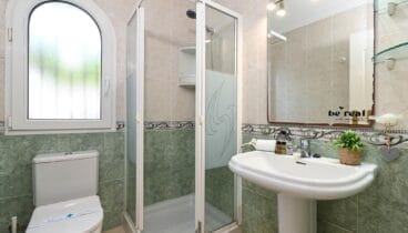 Baños completos funcionalidad y confort para toda la familia
