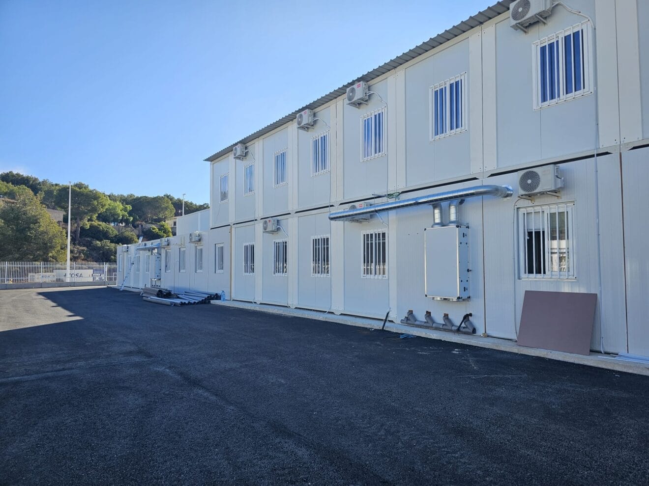 El alumnado del CEIP Oltà reanudará el curso en las aulas prefabricadas el 7 de enero