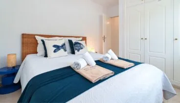 Habitaciones acogedoras en Casa Lulu perfectas para relajarse tras un día de playa