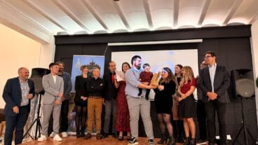 La socia de la Muixeranga 200, Aitana de 10 meses de edad