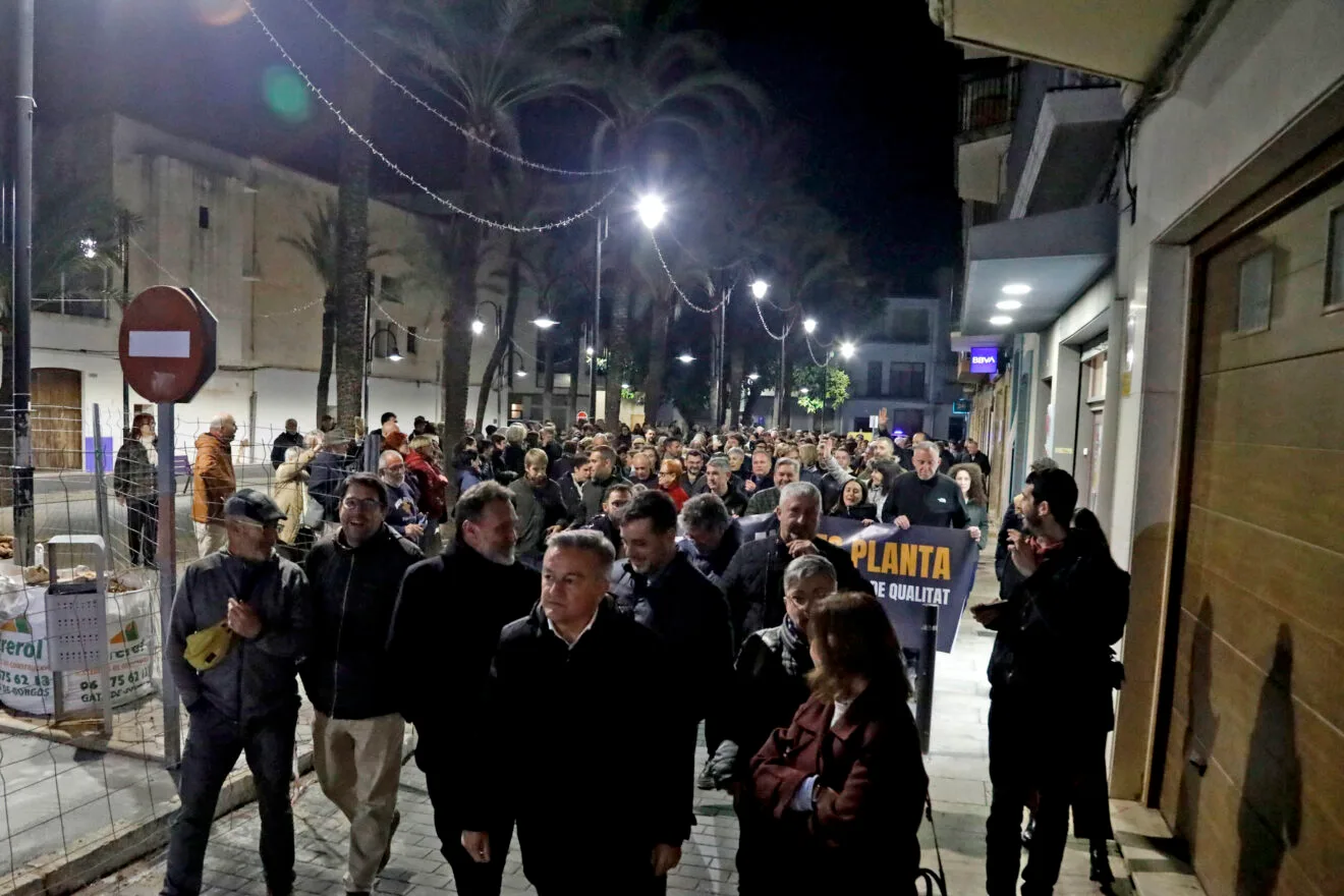 Manifestación en Gata por los servicios públicos (3)