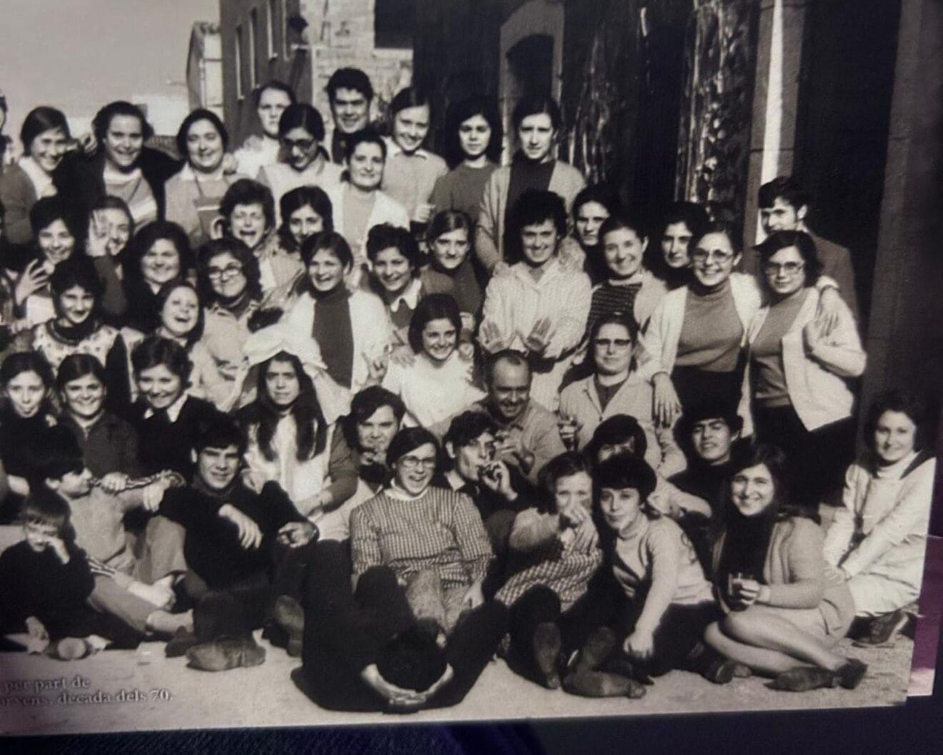 Mujeres de Pedreguer de la marroquinería de la Marina Alta en los años 60-80 portada