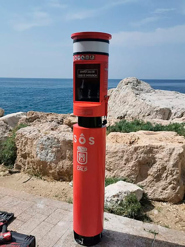 Imagen: Tótem salvavidas en Calp