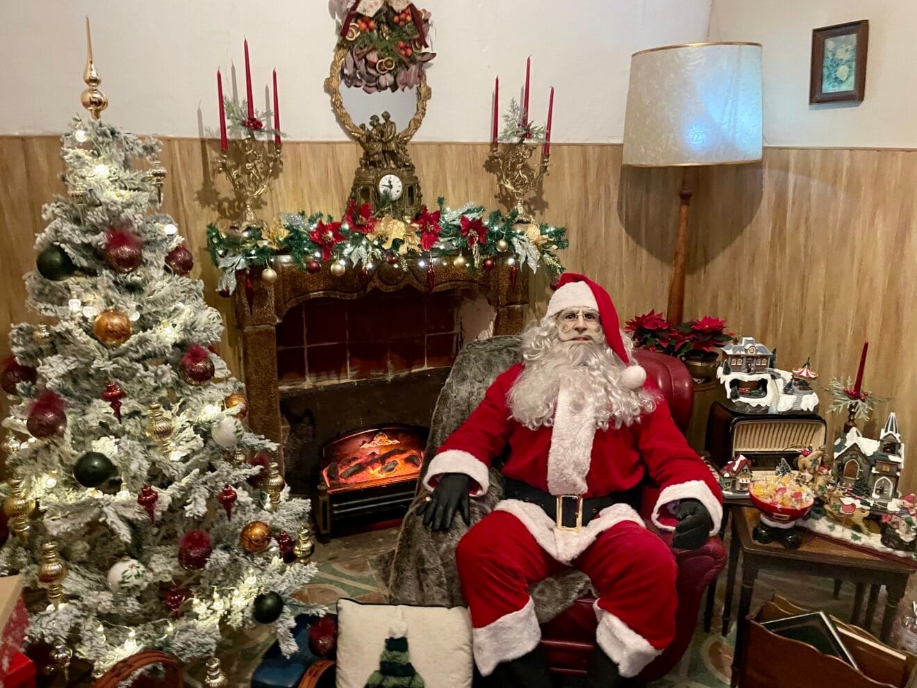 Visita de Papá Noel a El Poble Nou de Benitatxell