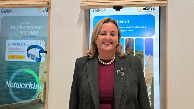 Ana Sala, prefeita de Calp: "É inegável que hoje Calp está entre os dez principais destinos turísticos do país" 1 Imagem: Ana Sala, prefeita de Calp, na Fitur 2026