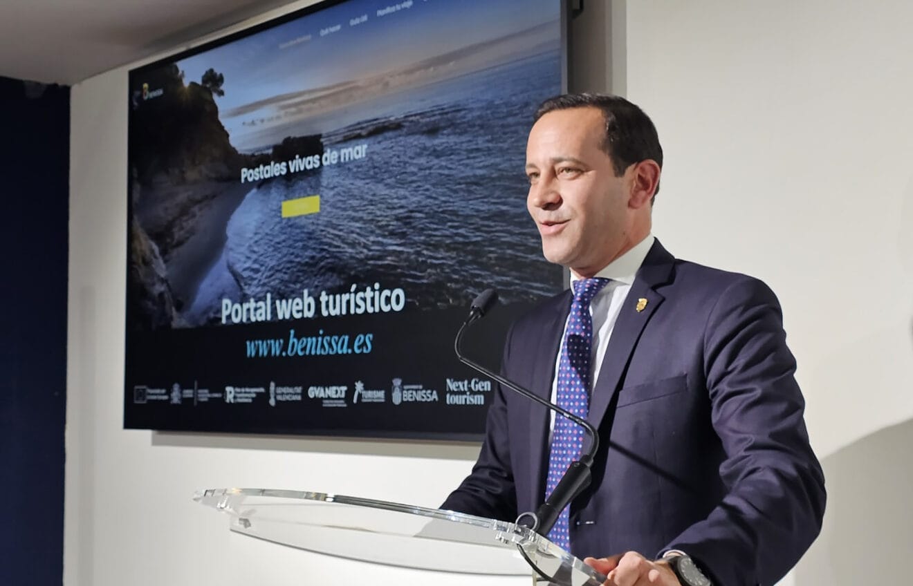 Arturo Poquet, alcalde de Benissa, en la presentación de FITUR en 2025