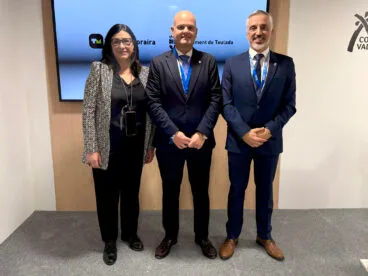 Equipo de Teulada Moraira en la presentación de la promoción del Moscatell en Fitur 2026