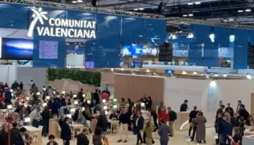 mas de treinta medios y 40 periodistas de amdcomval impulsan la oferta turistica valenciana en fitur 2026