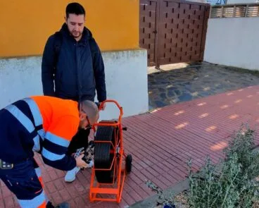 Preparación del equipo y del cableado de la cámara antes de iniciar una inspección en la vía pública