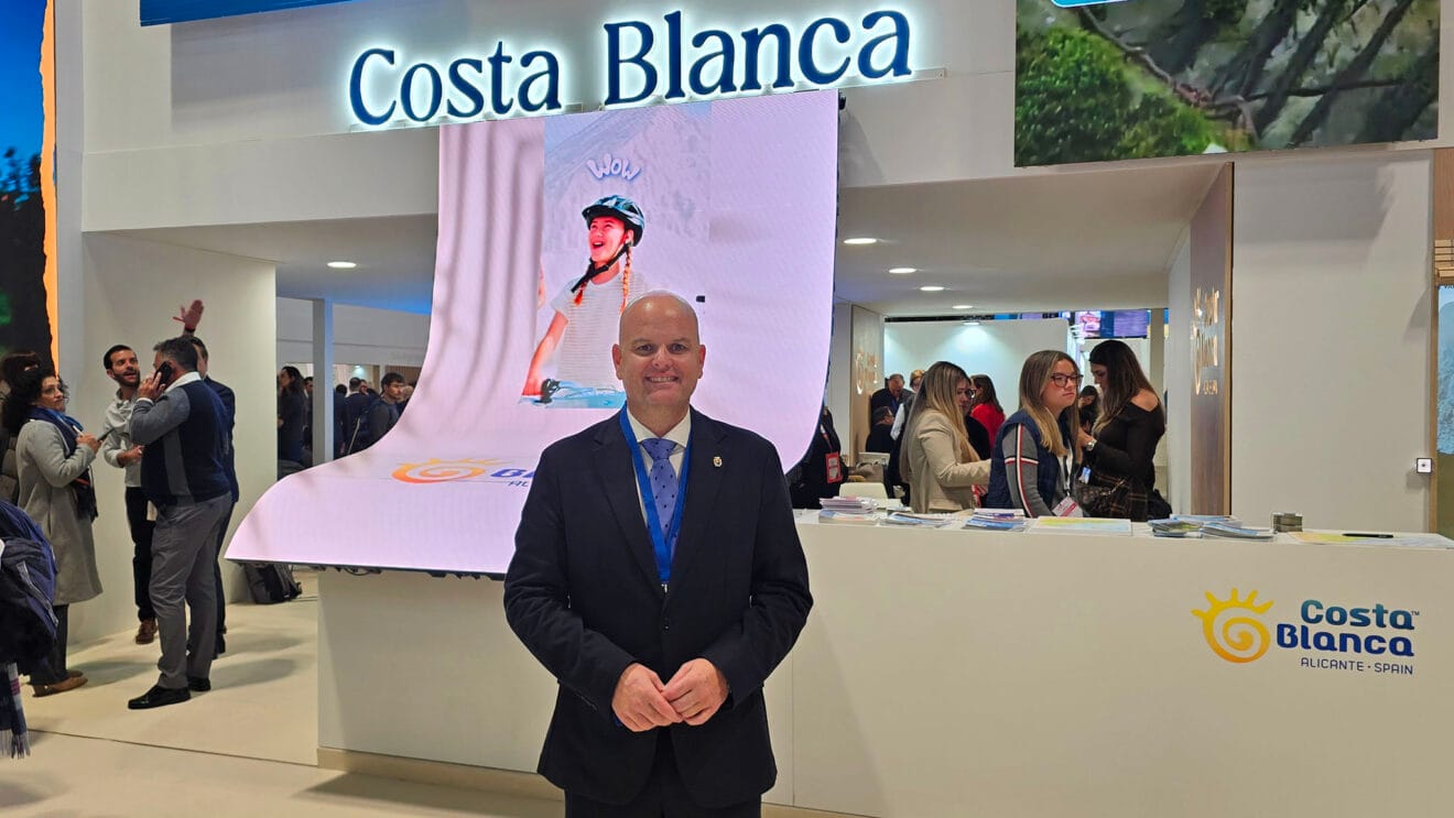 Raúl Llobell, alcalde de Teulada Moraira en Fitur 2026