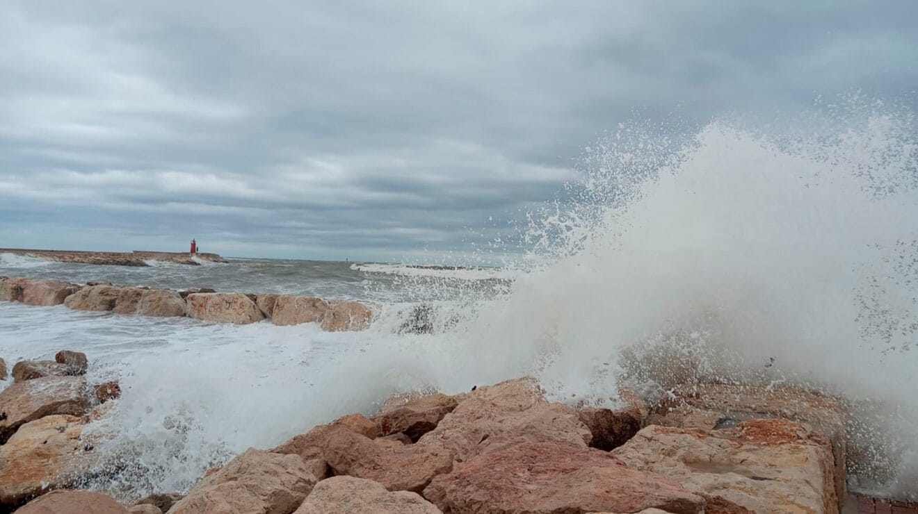 Temporal marítimo desde la costa de Dénia este 2026