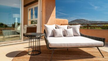 Gemütliche Zimmer mit natürlichem mediterranem Licht