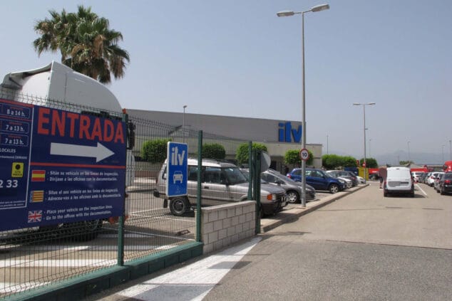 La Guàrdia Civil desmantella una presumpta trama que permetia passar la ITV a Ondara a vehicles amb deficiències 1 Imatge: ITV d'Ondara (arxiu)