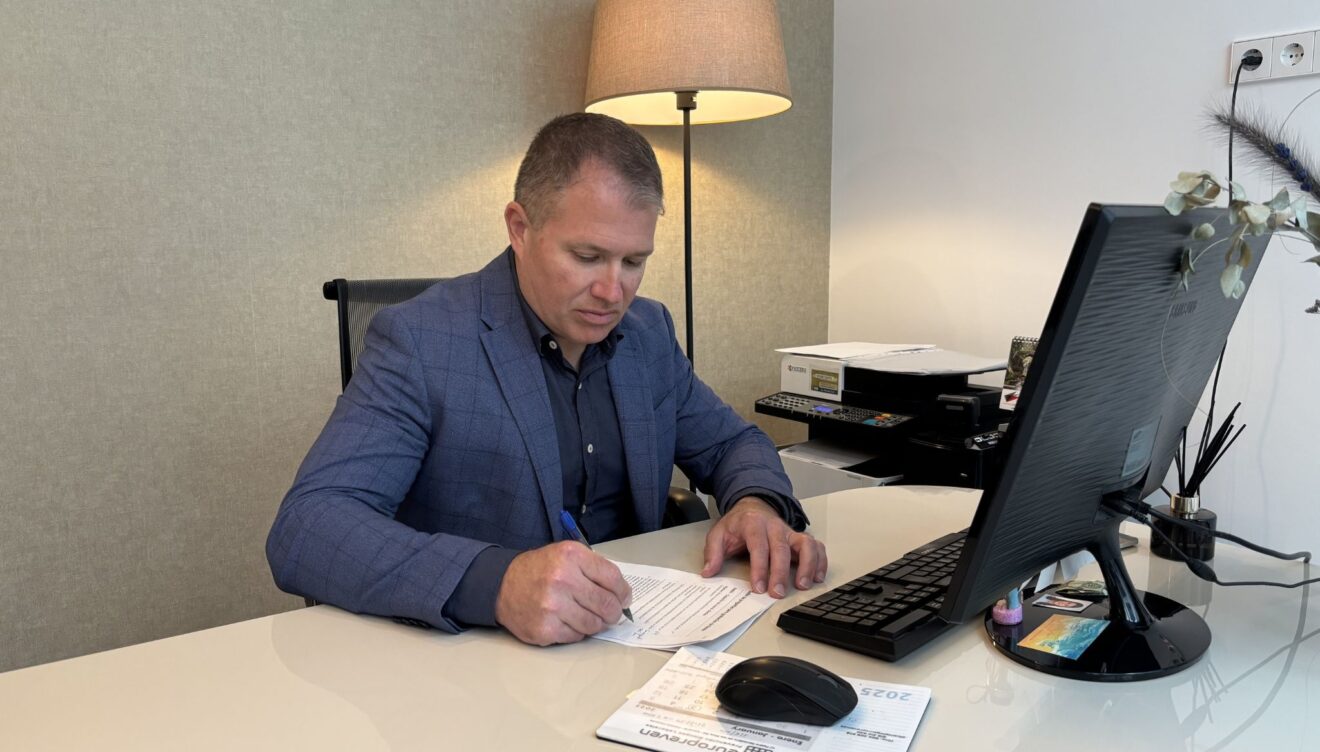 Lizenzen und obligatorische Verfahren für die Eröffnung eines Unternehmens