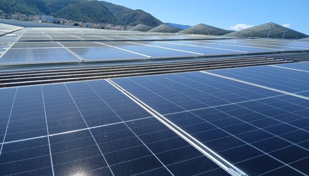 Изображение: Высокоэффективные солнечные панели для бизнеса