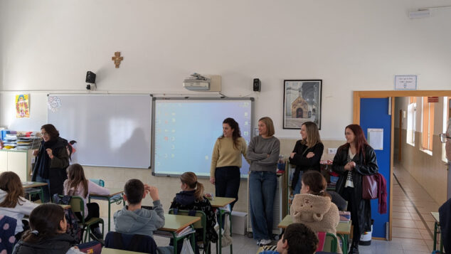 Imagen: Pego celebra el Día Internacional de la Mujer y la Niña en la Ciencia con el alumnado de sus colegios
