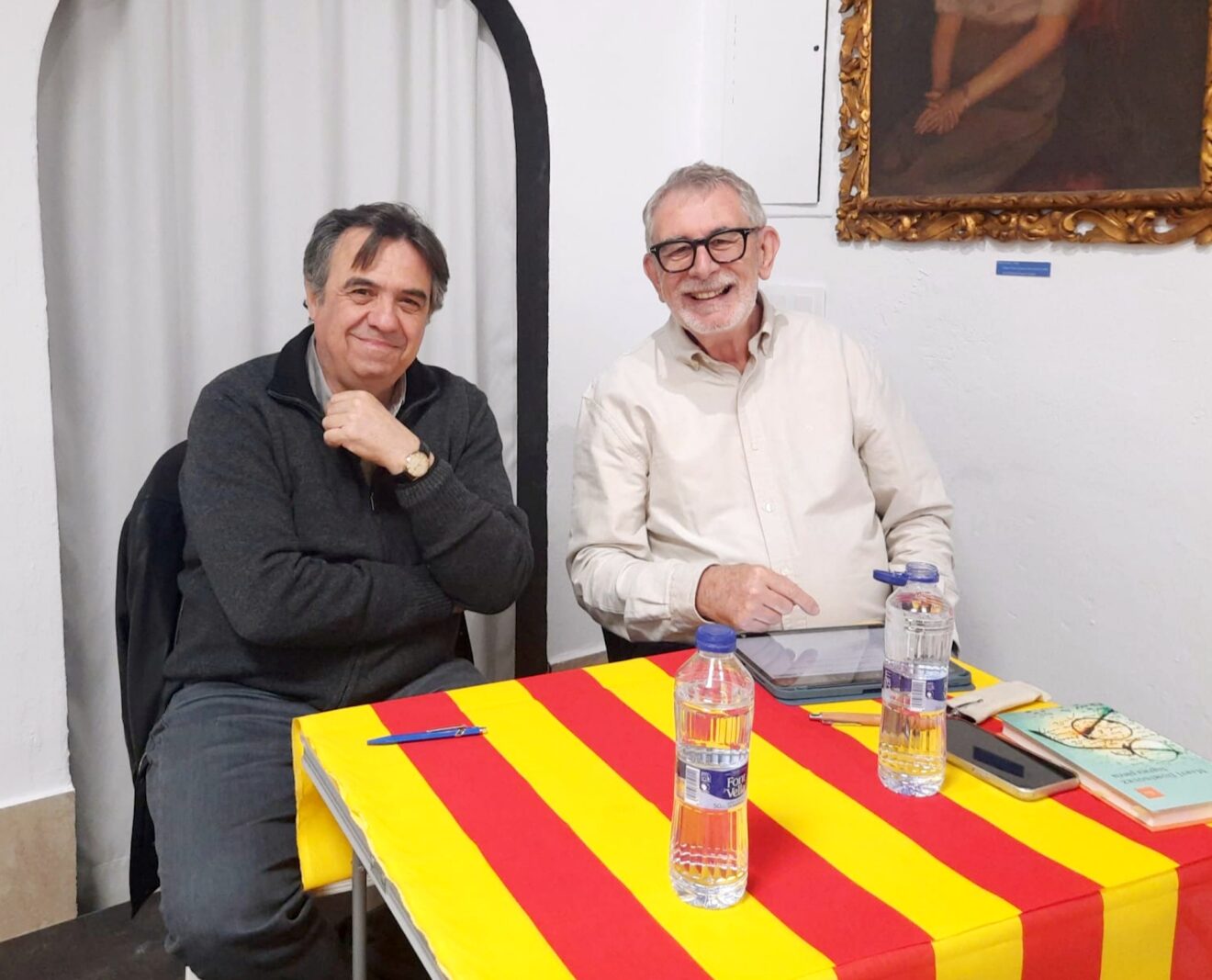 Tomàs Llopis und Martí Domínguez in der Präsentation