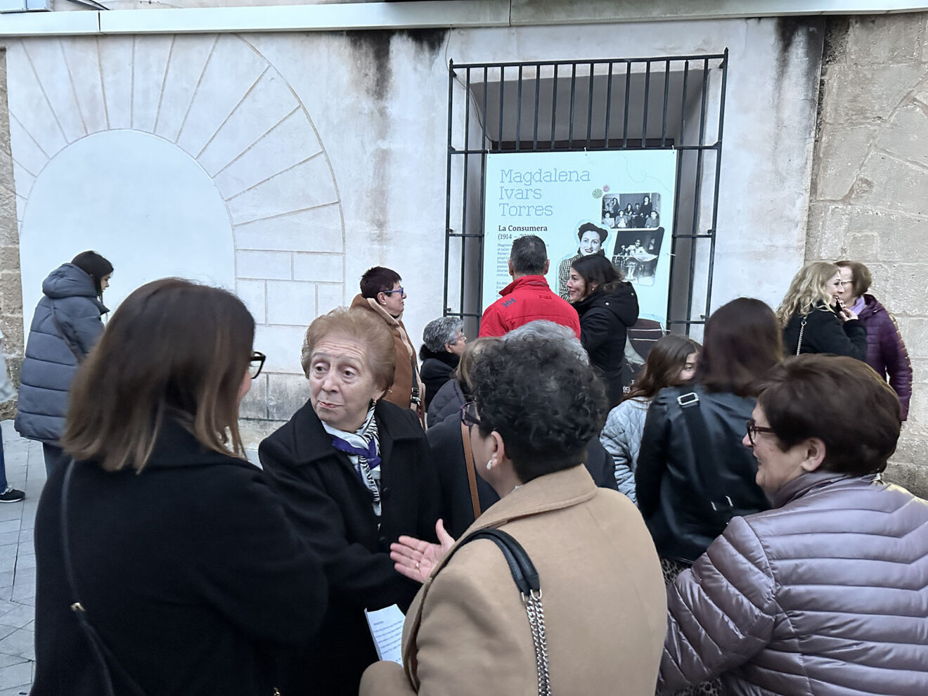 Benissa inaugura por el 8M su homenaje a las modistas 01