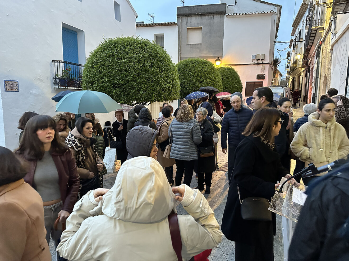 Benissa inaugura por el 8M su homenaje a las modistas 05