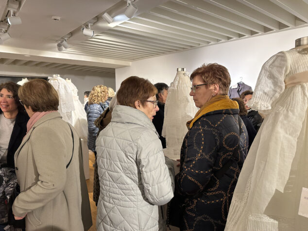 benissa inaugura por el 8m su homenaje a las modistas 68