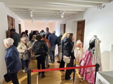 Benissa inaugura por el 8M su homenaje a las modistas 75