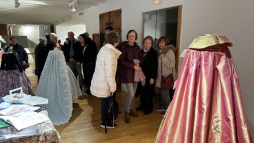 Benissa inaugura por el 8M su homenaje a las modistas 80