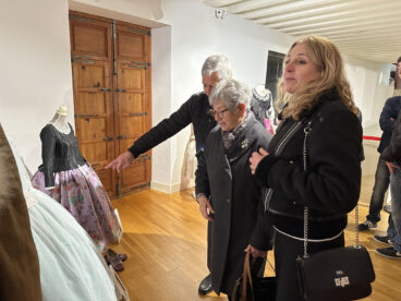 Benissa inaugura por el 8M su homenaje a las modistas 83