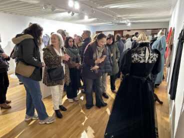 Benissa inaugura por el 8M su homenaje a las modistas 86