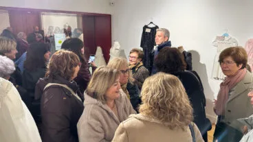 Benissa inaugura por el 8M su homenaje a las modistas 97