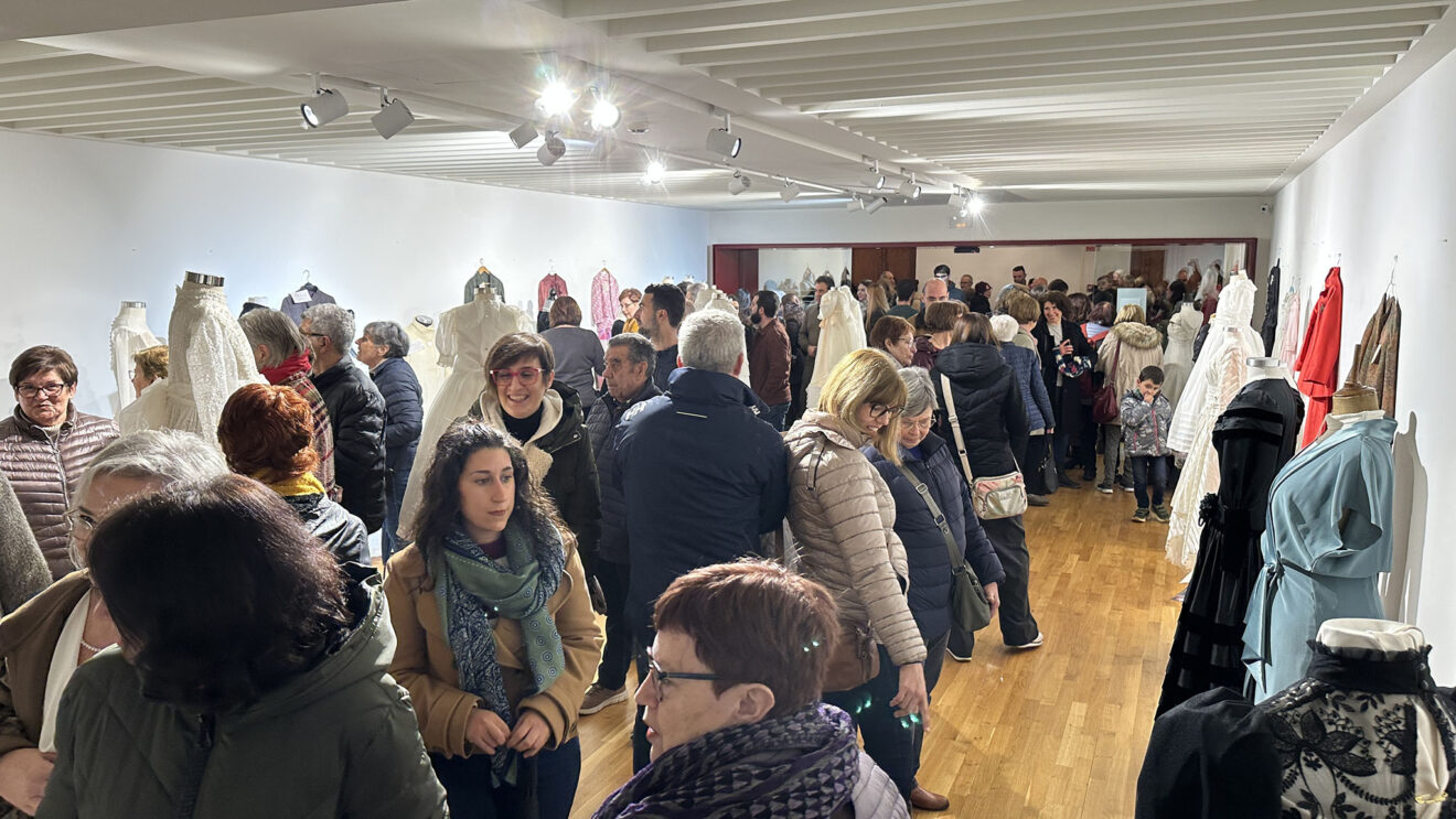 Benissa inaugura por el 8M su homenaje a las modistas con dos exposiciones