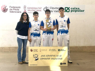 El equipo cadete consigue el oro