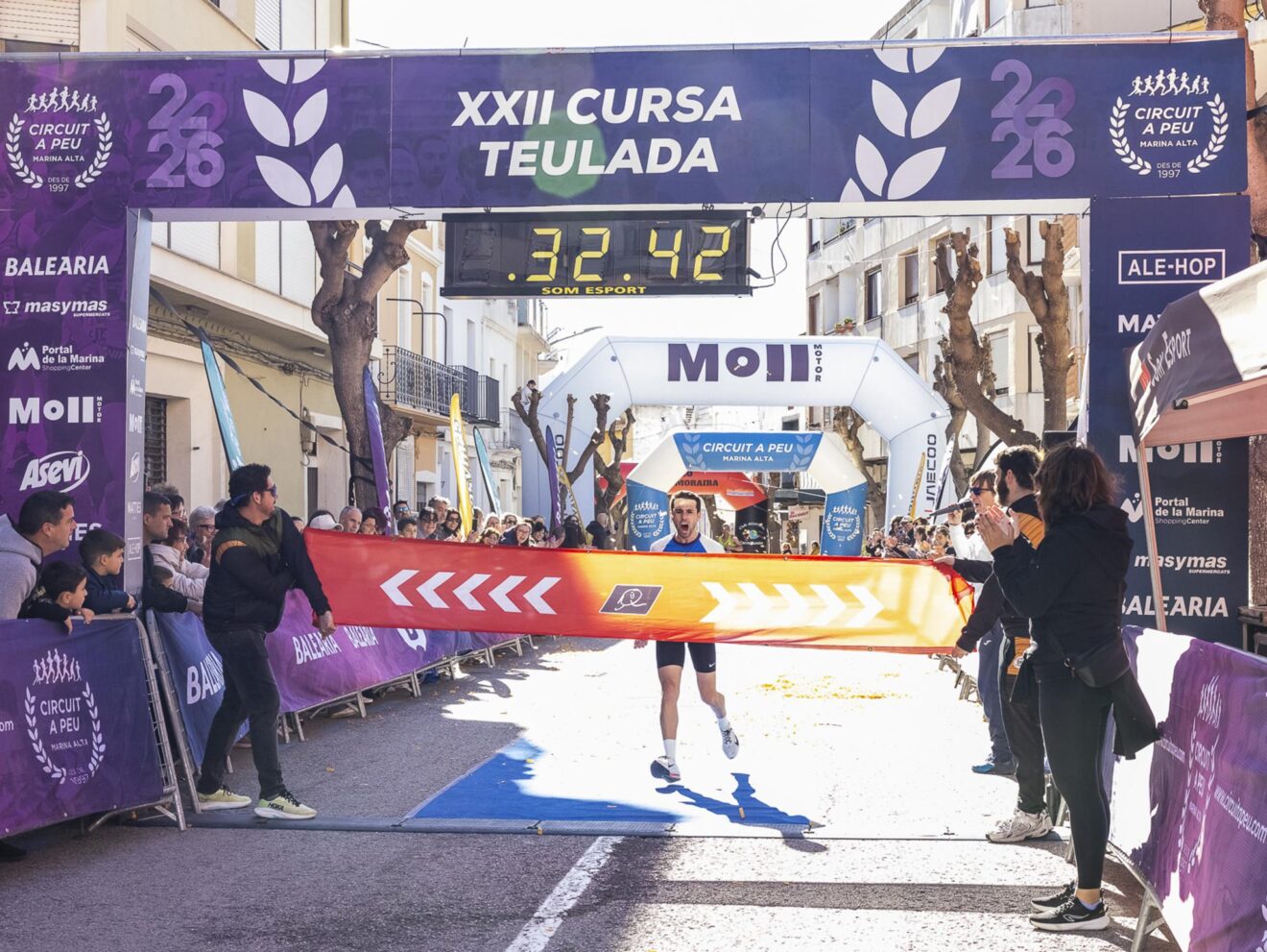 Llegada a meta de la XXII Cursa de Teulada
