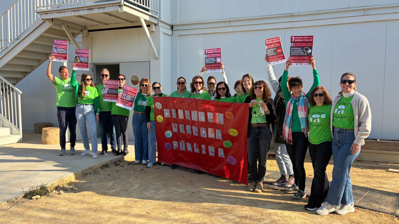 Movilización educativa en el CEIP Ausiàs March de Els Poblets el 24 marzo 2026