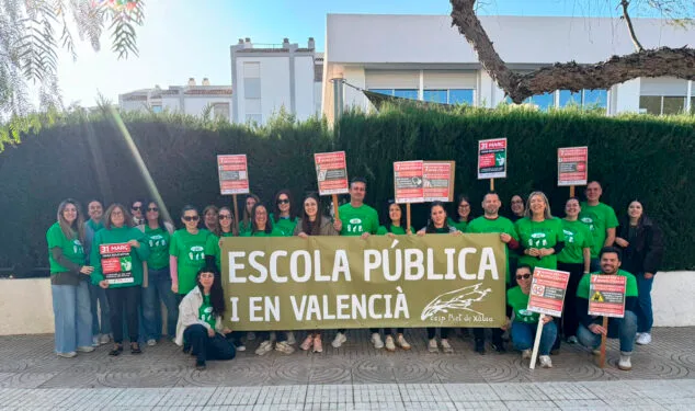 Imagen: Movilización educativa en el CEIP Port de Xàbia el 24 marzo 2026