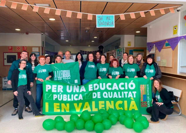Imagen: Movilización educativa en Gata
