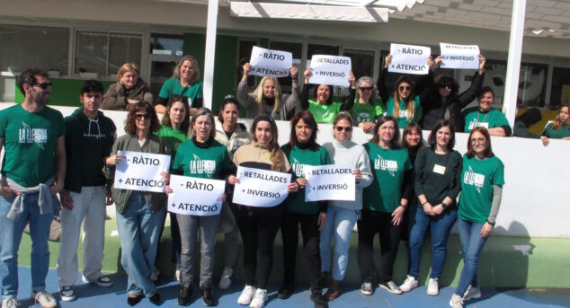 Imagen: Movilización en el CEIP Pou de la Muntanya de Dénia