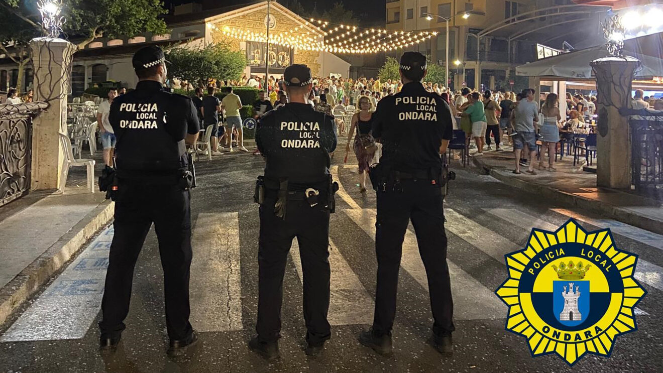 Policía Local de Ondara durante unas fiestas (archivo)