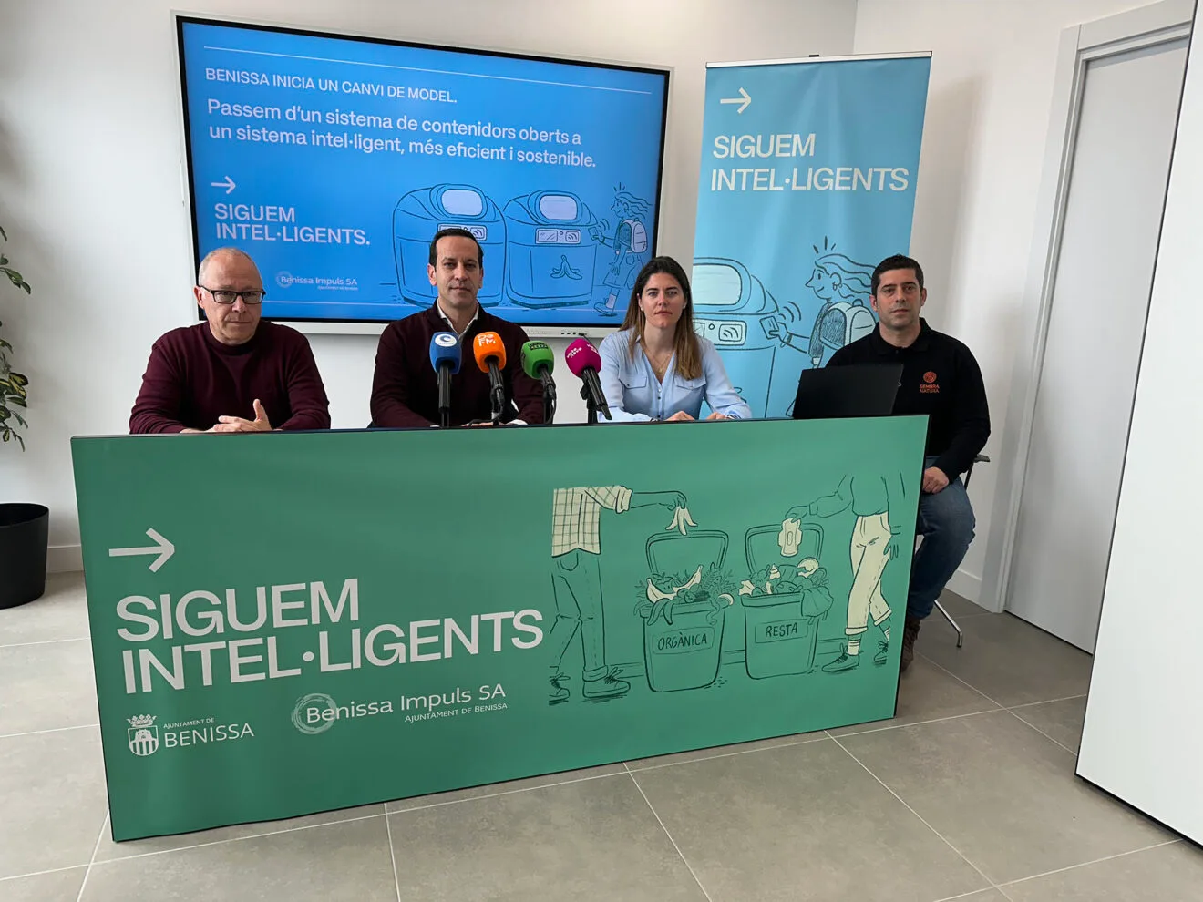 Presentación del nuevo sistema de recogida de residuos de Benissa a partir de 2026 en las oficinas de Benissa Impuls