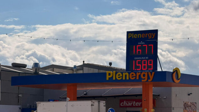 rotulos de una gasolinera de benissa a fecha 9 de marzo 2026