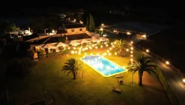 vall de cavall al caer la noche un escenario perfecto para una cena especial