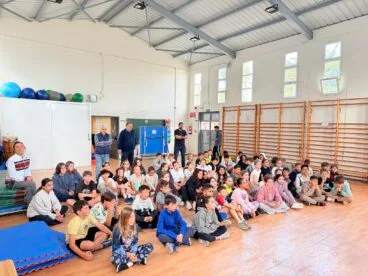 Alumnado en el acto del X Concurso La Mascota Contacontes