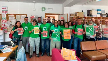 Asamblea de profesores en el IES Maria Ibars de Dénia el 30 de abril de 2026