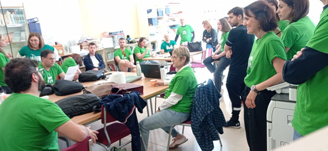 Asamblea de profesores en el IES Orba el 30 de abril de 2026