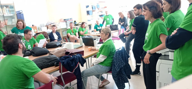 Imagen: Asamblea de profesores en el IES Orba el 30 de abril de 2026