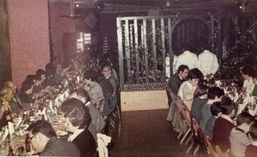 Banquete de Sala Montgó en Xàbia – Imagen del libro ‘150 anys de música i ball a la Marina Alta’