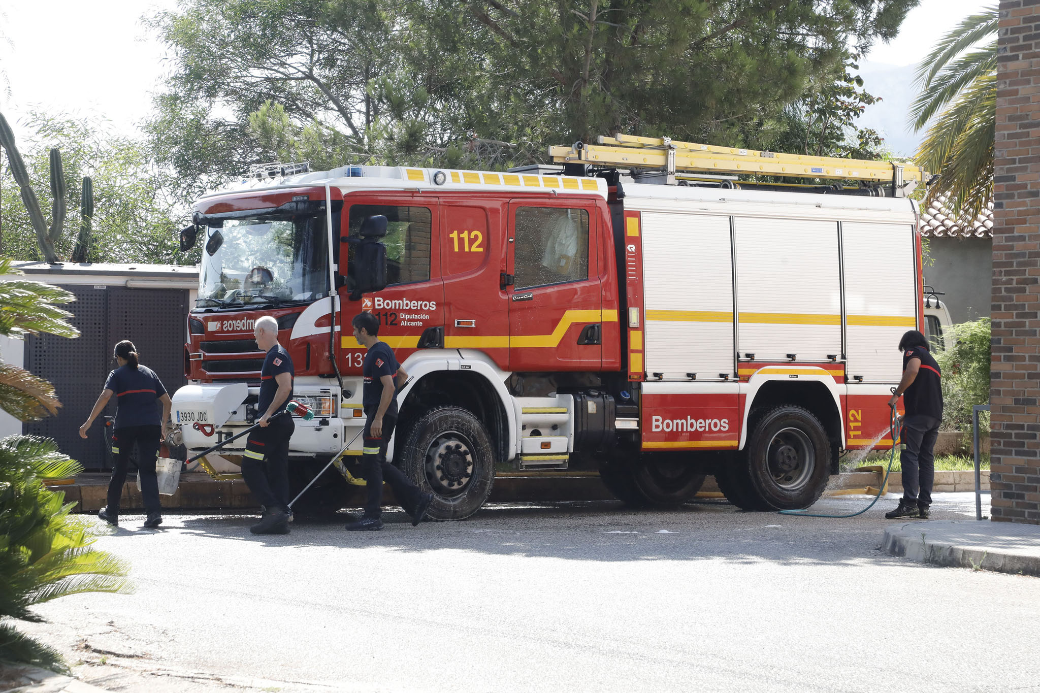 bomberos de alicante del parque de la marina alta en denia