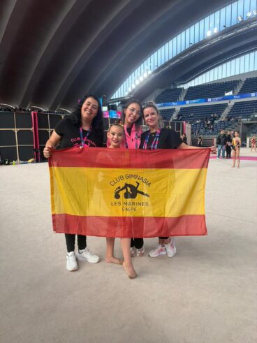 Integrantes del Club Gimnasia Les Marines en el campeonato de España