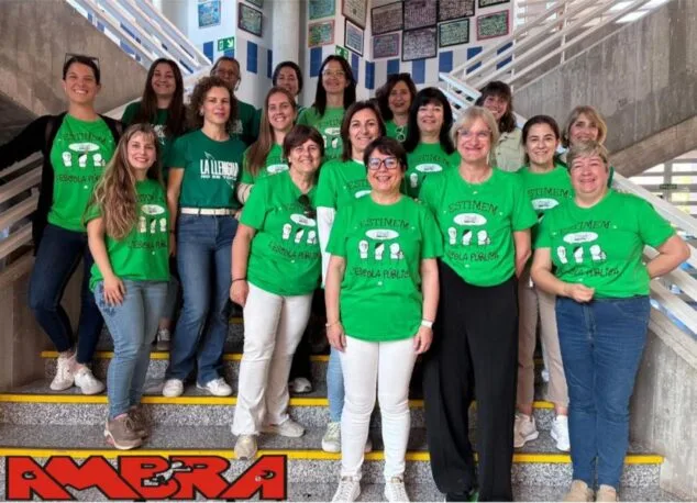 Imagen: Movilización educativa en el CEIP Ambra de Pego el 16 de abril de 2026