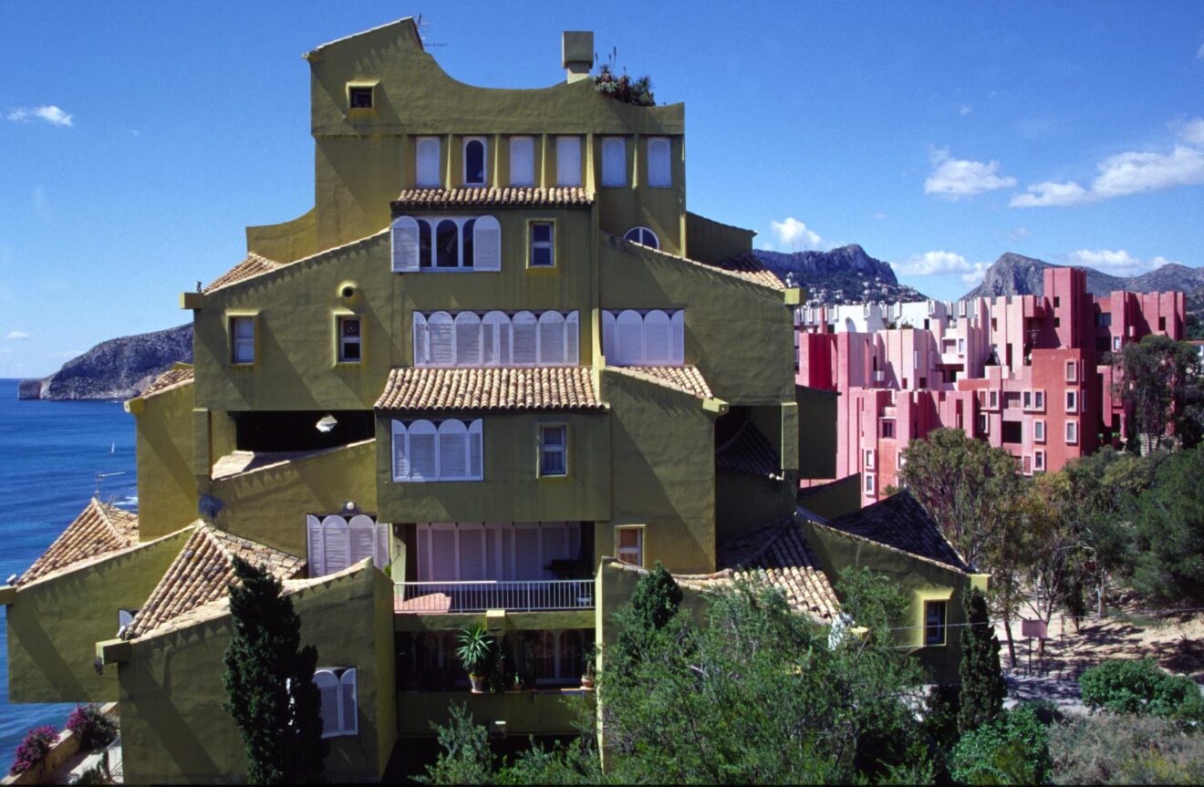 Edificio Xanadú de Ricardo Bofill en La Manzanera, Calp