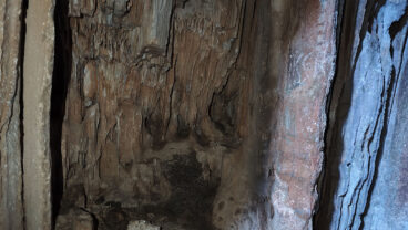 En el interior de la Cova Bolumini